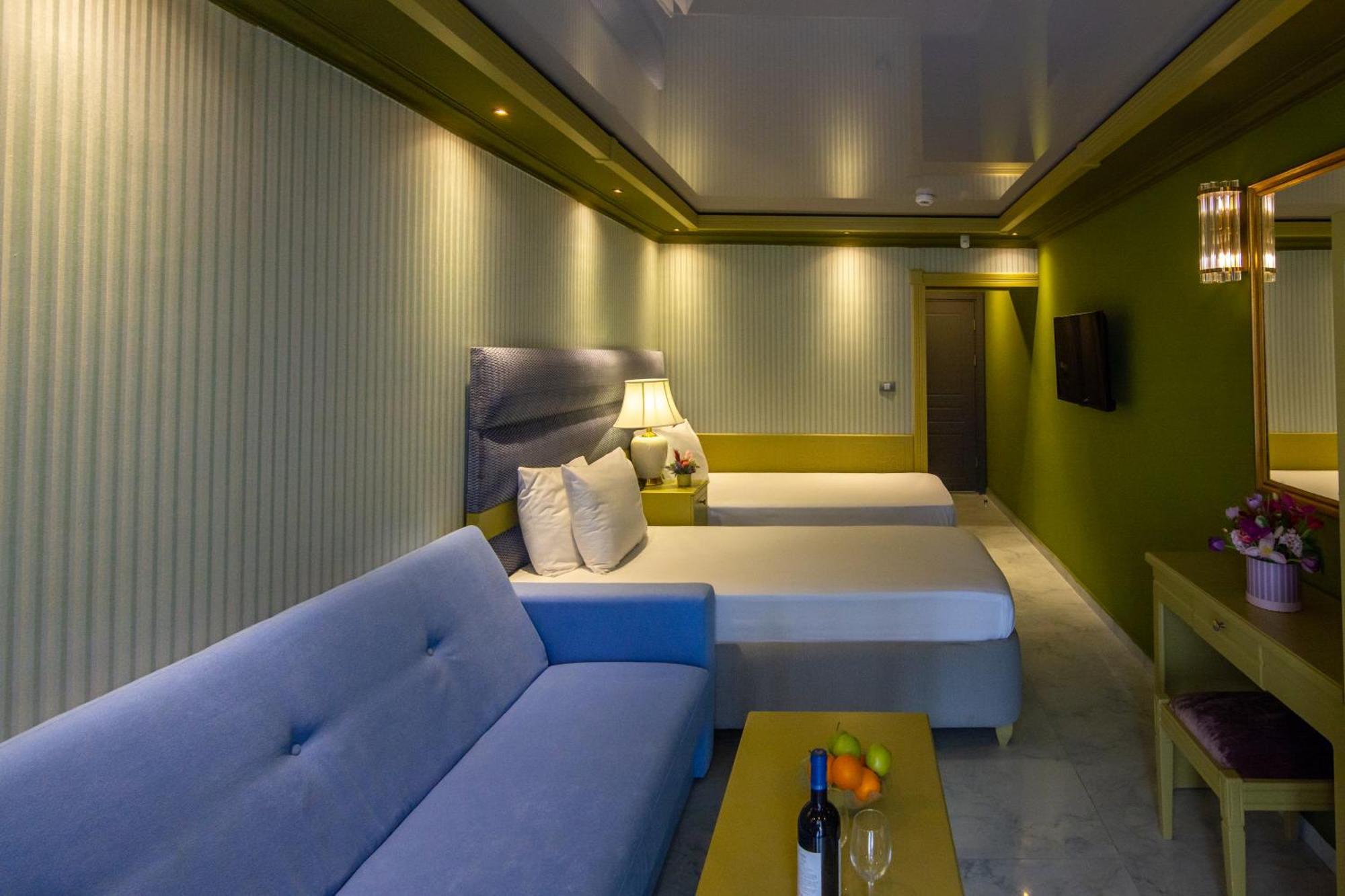 Hotel Craiova By Phoenicia Blue View أوليمبْ المظهر الخارجي الصورة